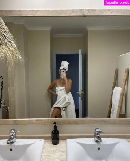 Aina Barcons 1 OnlyFans Thumbnail #45HyRlLewl