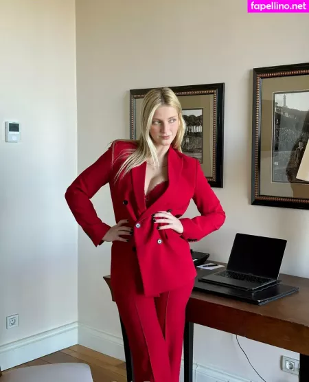 Ainabarcons OnlyFans Thumbnail #9gSewK7dnf