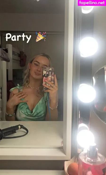 Aiobhin OnlyFans Thumbnail #6iw2NSCje9