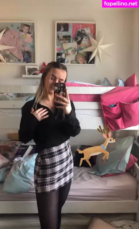 Aiobhin OnlyFans Thumbnail #eEeRHLc7tp