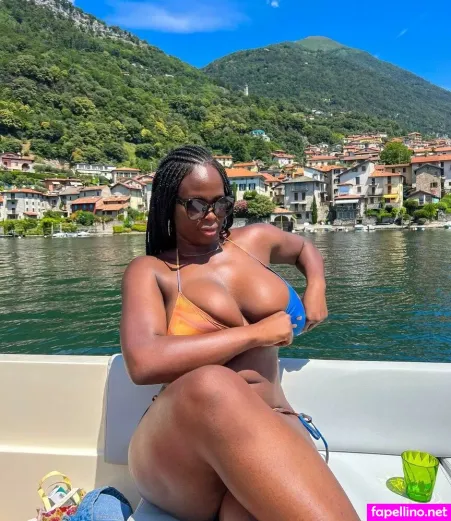 Aiomii OnlyFans Thumbnail #IQJNchikaW