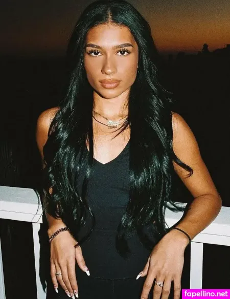 Aisha Mian OnlyFans Thumbnail #vUx5O8KCdS