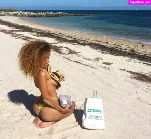 Aisha Thalia OnlyFans Thumbnail #JnZZWqRZx0