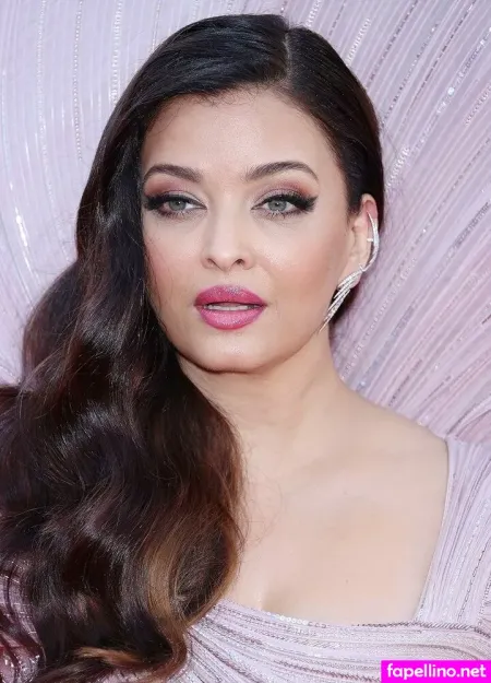 Aishwarya OnlyFans Thumbnail #ZBsOjqAAkZ