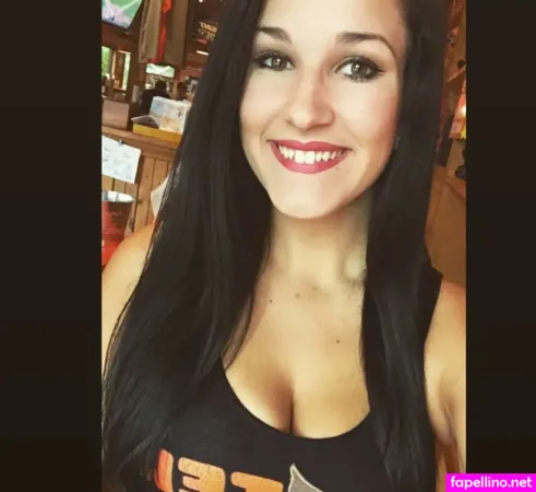 Aisley Montgomery OnlyFans Thumbnail #4UKhhamzPs