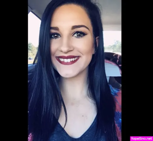 Aisley Montgomery OnlyFans Thumbnail #Dt3CbMBRMg