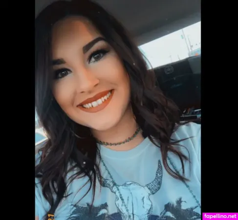 Aisley Montgomery OnlyFans Thumbnail #XaNk7M4jDr