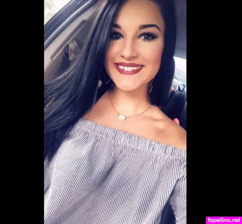 Aisley Montgomery OnlyFans Thumbnail #tIjTEGzVSx