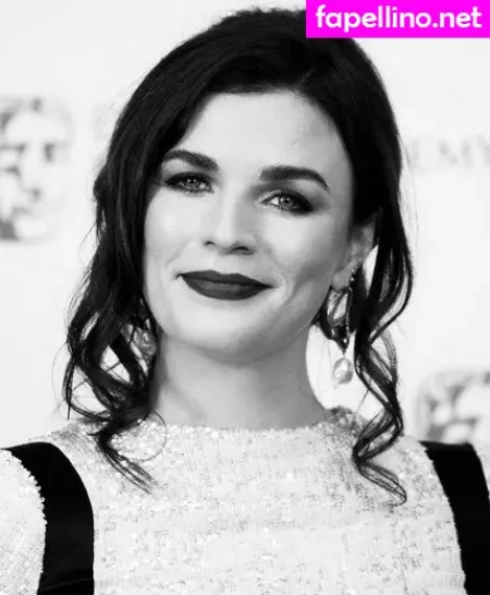 Aisling Bea OnlyFans Thumbnail #6xC7ruu7tu
