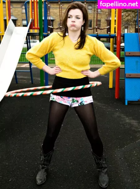 Aisling Bea OnlyFans Thumbnail #S1BBmSmN2X