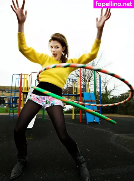 Aisling Bea OnlyFans Thumbnail #XqmS6i0OnG