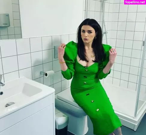 Aisling Bea OnlyFans Thumbnail #c5kX3RLBPY
