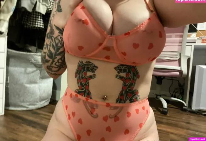 Aiyalove OnlyFans Thumbnail #KiBZhxE26d