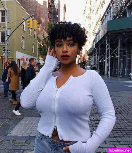 Aiyanaalewis OnlyFans Thumbnail #RRxMGSEL4f