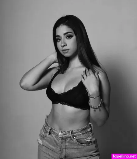 Ajazyaherrera Main Profile Photo