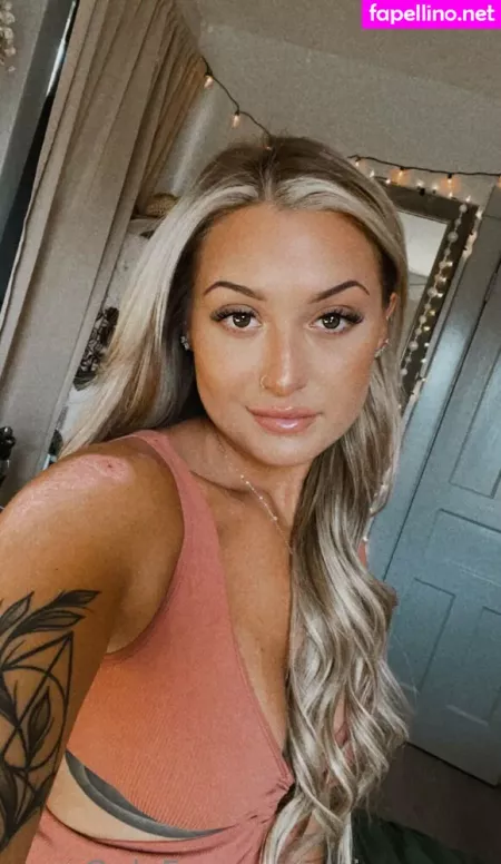 Ajeacoma OnlyFans Thumbnail #Z6LfamTMoV