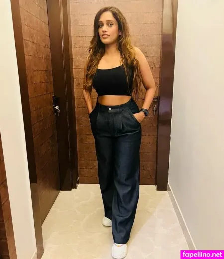 Akanksha Jain OnlyFans Thumbnail #EkZWJzbMP1