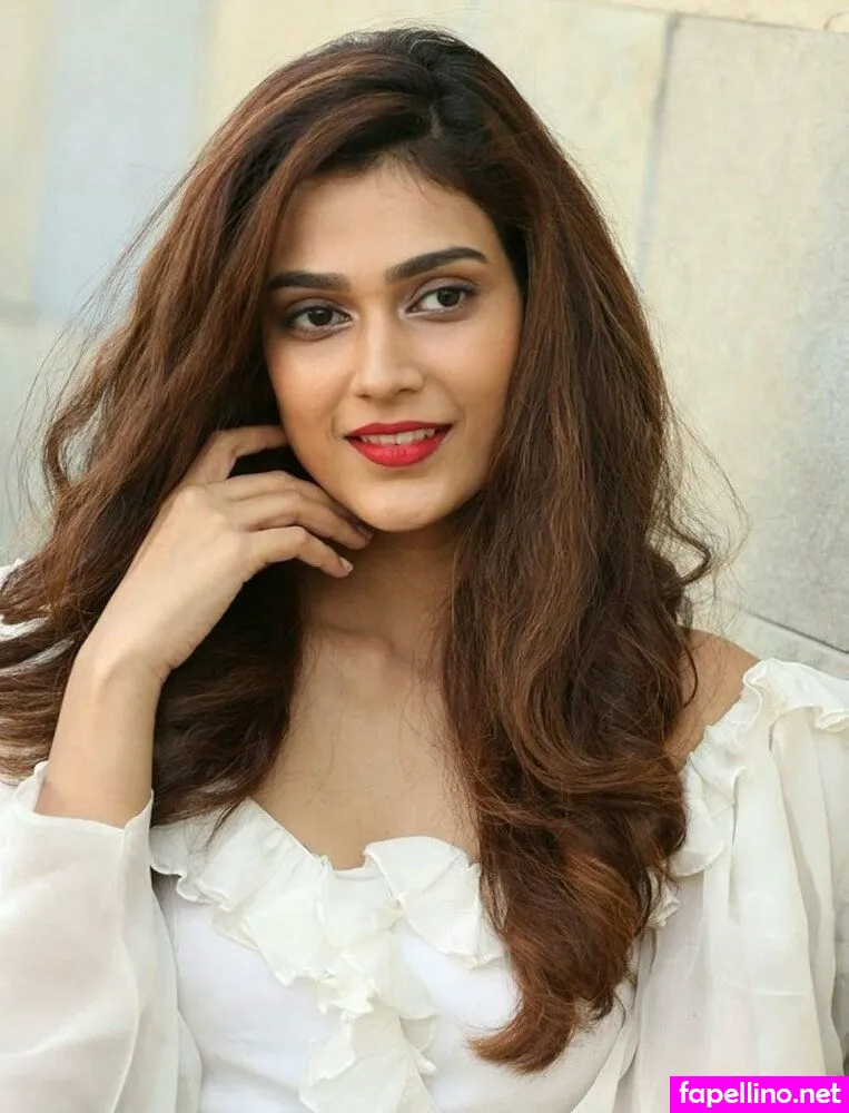 Akanksha Singh Nude Leaked OnlyFans Photo #5PyWtF5hhq