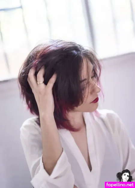 Akari Reiko OnlyFans Thumbnail #izukeE06z2