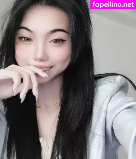 Akari OnlyFans Thumbnail #aTw3ptyrfD