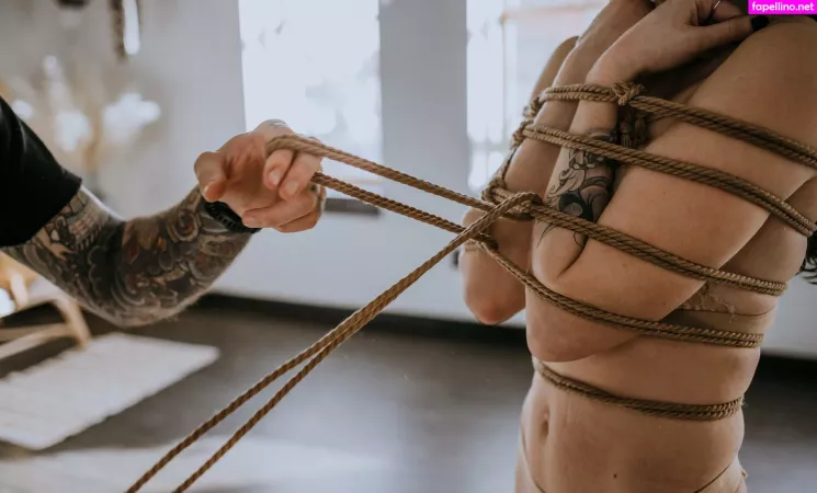 Akatsuki Shibari OnlyFans Thumbnail #Wra7IvuDas