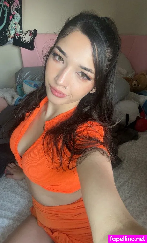akemiibanana, dreamabg1 Nude Leaked OnlyFans Photo #urBtRRes3z