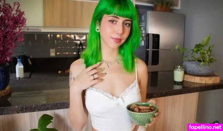 Akemiangel OnlyFans Thumbnail #RJLWQvBjTc