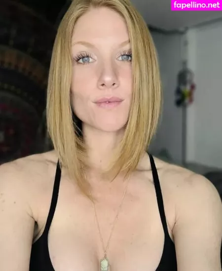 Akgingersnaps OnlyFans Thumbnail #3ZN24bCYEy