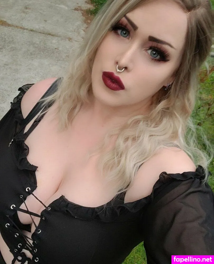 MissFayeCosplay, MissFayeFoxx, akifae_, everybodylovesakia Nude Leaked OnlyFans Photo #boTQojp1C0