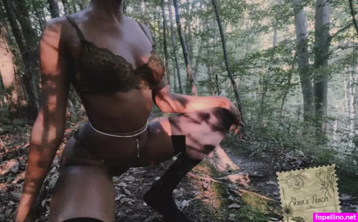 Akiras Peach OnlyFans Thumbnail #kgj7es1VCI