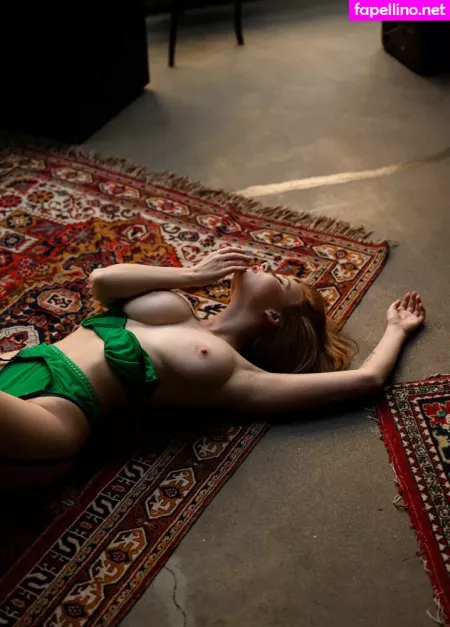 Aksinya Carrot OnlyFans Thumbnail #LEMU9M7oD0