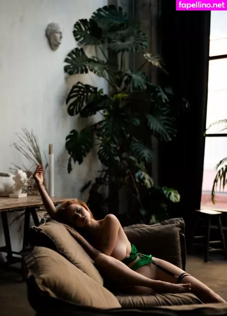 Aksinya Carrot OnlyFans Thumbnail #Tasl9CfuJy