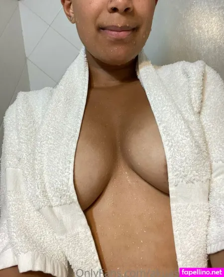 Akuasfreepage OnlyFans Thumbnail #6vNBKSoXpq