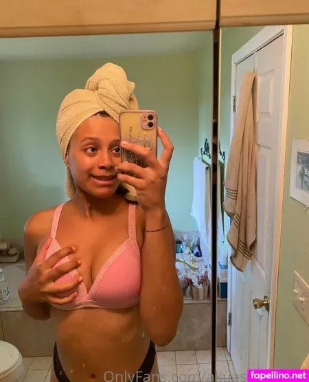 Akuasfreepage OnlyFans Thumbnail #eBag8yztEm