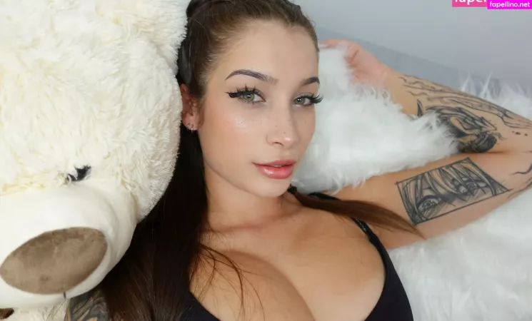 Akufree OnlyFans Thumbnail #7jUesR85iD