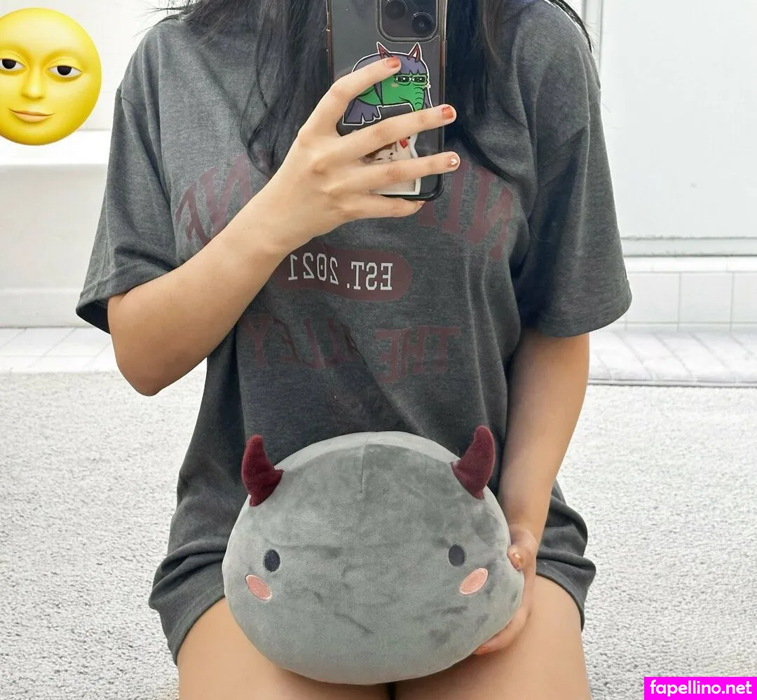 Numi, nihmune, numi_r Nude Leaked OnlyFans Photo #6gR8Czrkse