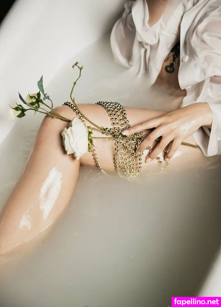 al_loona, cityofaltoonawi Nude Leaked OnlyFans Photo #2Xw3glS84u