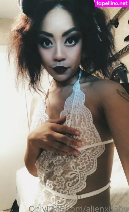 Al13nxb1tch OnlyFans Thumbnail #SkNtg9L1x2