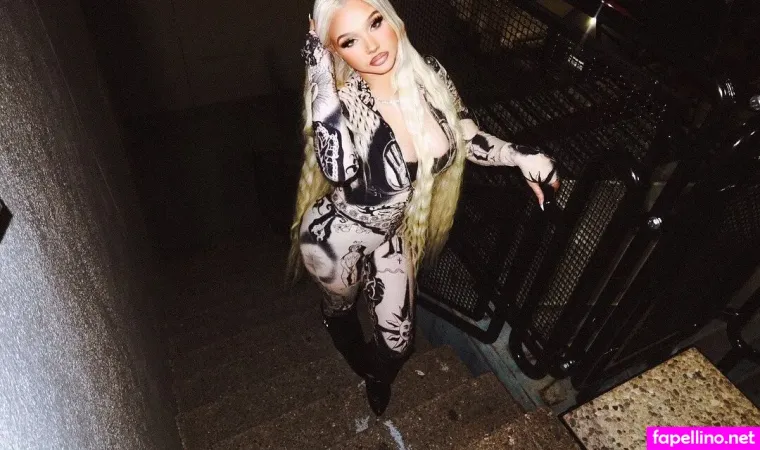 Alabama Barker OnlyFans Thumbnail #ZHQQkeaeL1