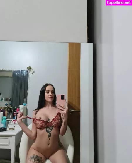 Aladesiempre OnlyFans Thumbnail #175POFxdX1