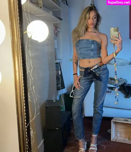 Alaiajeanneau OnlyFans Thumbnail #tuLUDViDmW