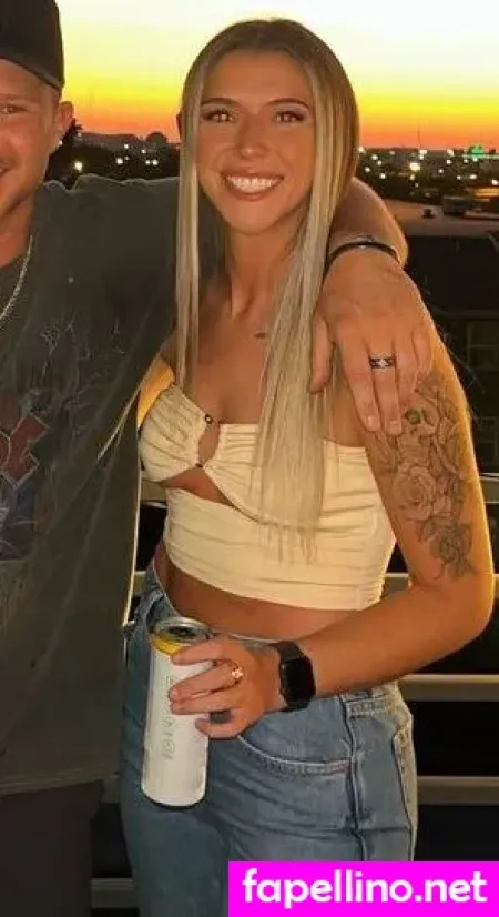 Alana Dickson OnlyFans Thumbnail #OIIvp7MWKs