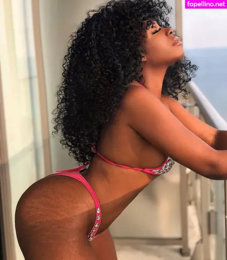 Alana Walters OnlyFans Thumbnail #5jkBQRaoTi