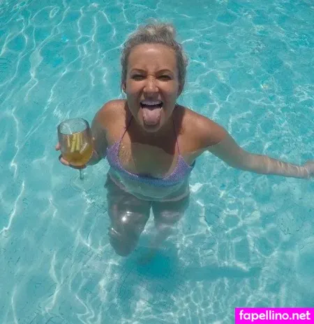 Alana OnlyFans Thumbnail #R9o6StvK7Q