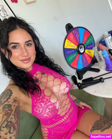 Alanahcole OnlyFans Thumbnail #zLWzzLLZMx