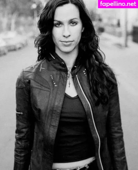 Alanis Morissette OnlyFans Thumbnail #XYTpKu0DOA