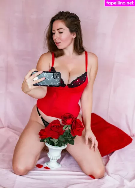 Alanna Pearson OnlyFans Thumbnail #vUUOlLehp5