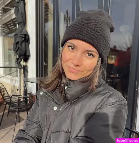 Alanna Rovie OnlyFans Thumbnail #T3JheB9KqQ