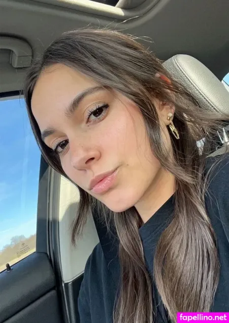 Alanna Rovie Main Profile Photo