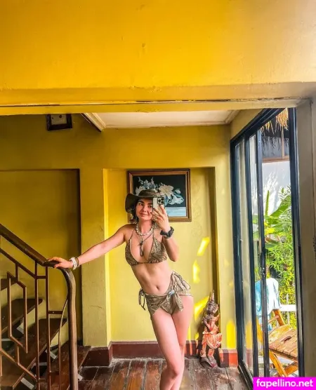 Alaska Renee OnlyFans Thumbnail #37U6CkUlYx
